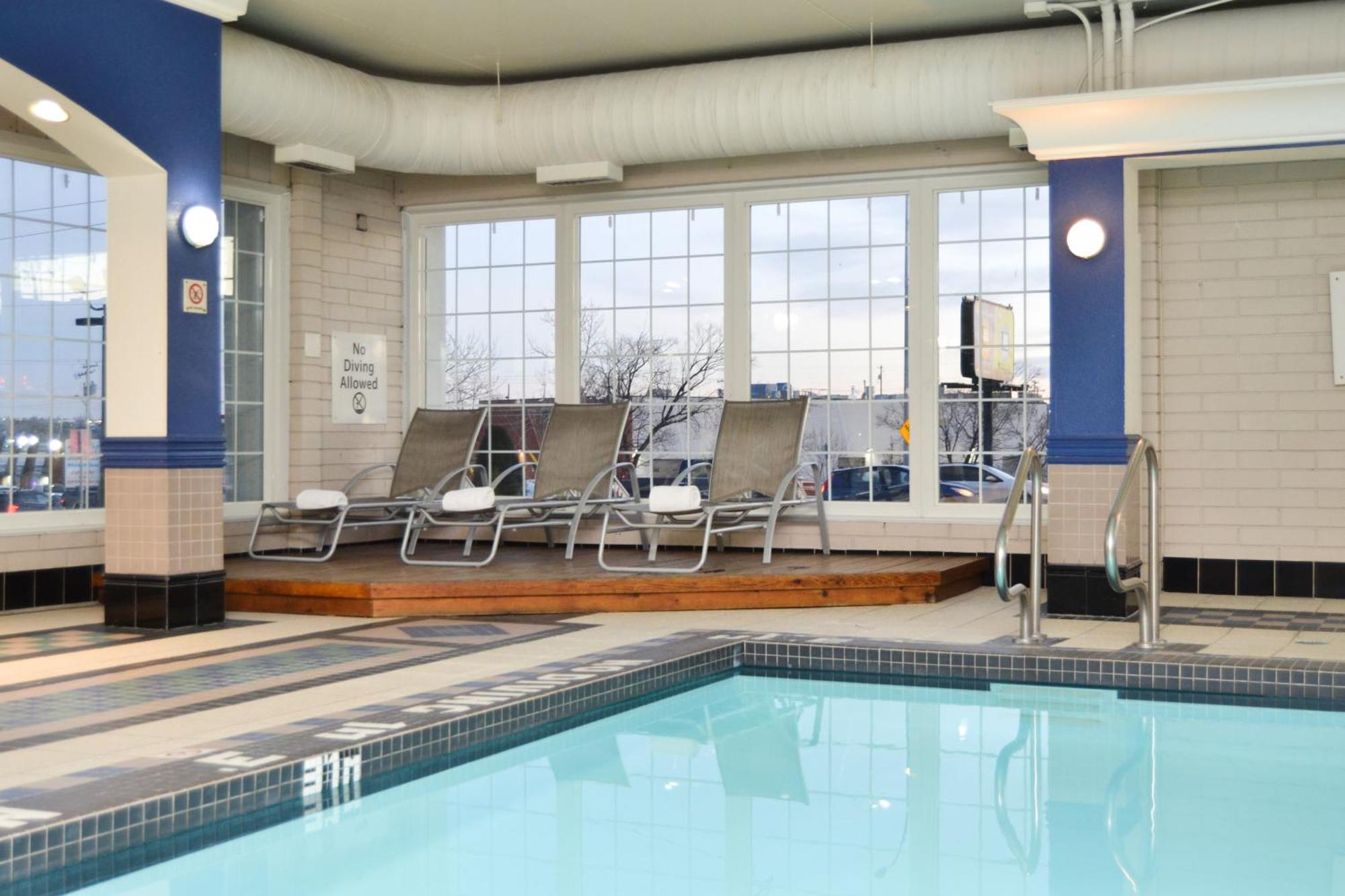 Amenida Residences, YYC Eksteriør bilde